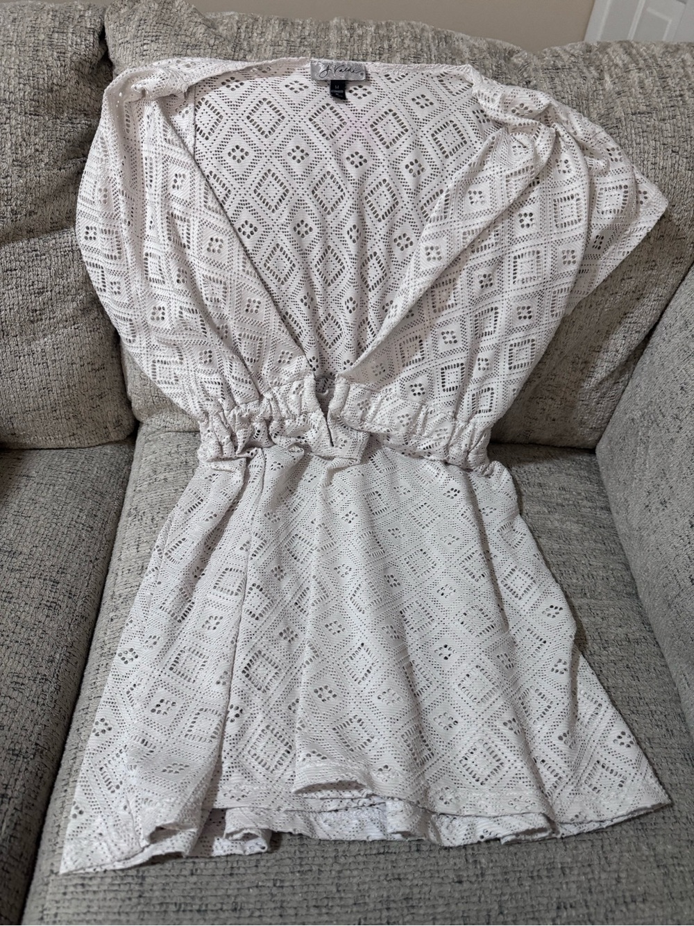 White J Valdi summer or vaca cover-up